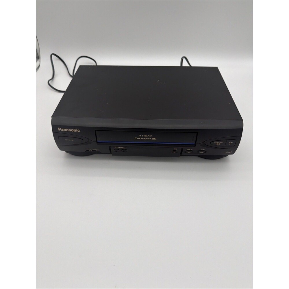 Panasonic Omnivision Blueline VCR PV-V4022 VHS Player No Remote Tested & Working